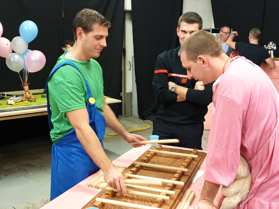 Challenge jeu en bois entreprise Team Building - Bâtonnets 91 Essonne, 75 Paris, 94 Val de Marne, 77 Seine et Marne, 78 Yvelines, 93 Seine-St-Denis